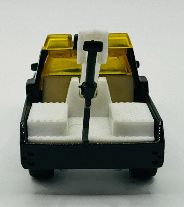 Matchbox 1987 GMC Wrecker Police Dept No. 1 Emergency Tow Truck Black - Image 4 of 4