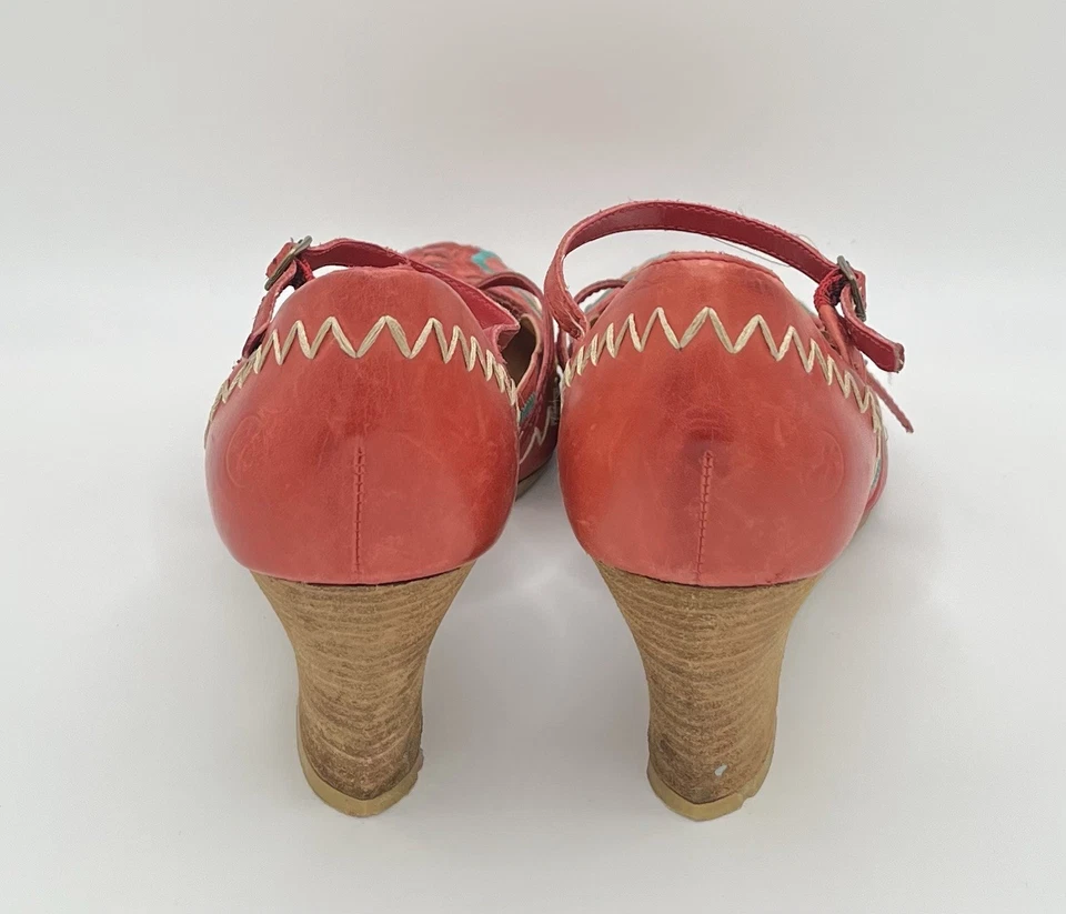 Bronx Women’s Red Leather Wedge Sandals Size 37 EU, US 6.5-7 Embroidered Brazil - Image 4 of 4