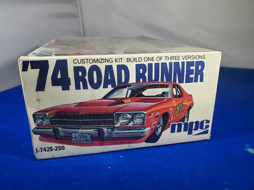 1974 ROAD RUNNER MPC KITnib FACTORY-SEALED ORIGINAL ISSUE VINTAGE NOS 1-7425-250 - Picture 3 of 13