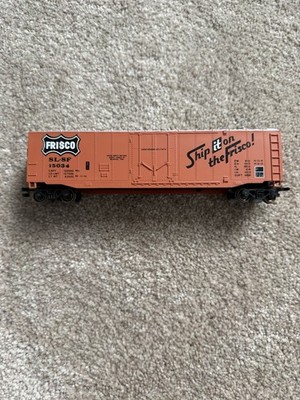 Bachmann HO Scale Frisco 15034 Steel Plug Door Boxcar Güterwagen