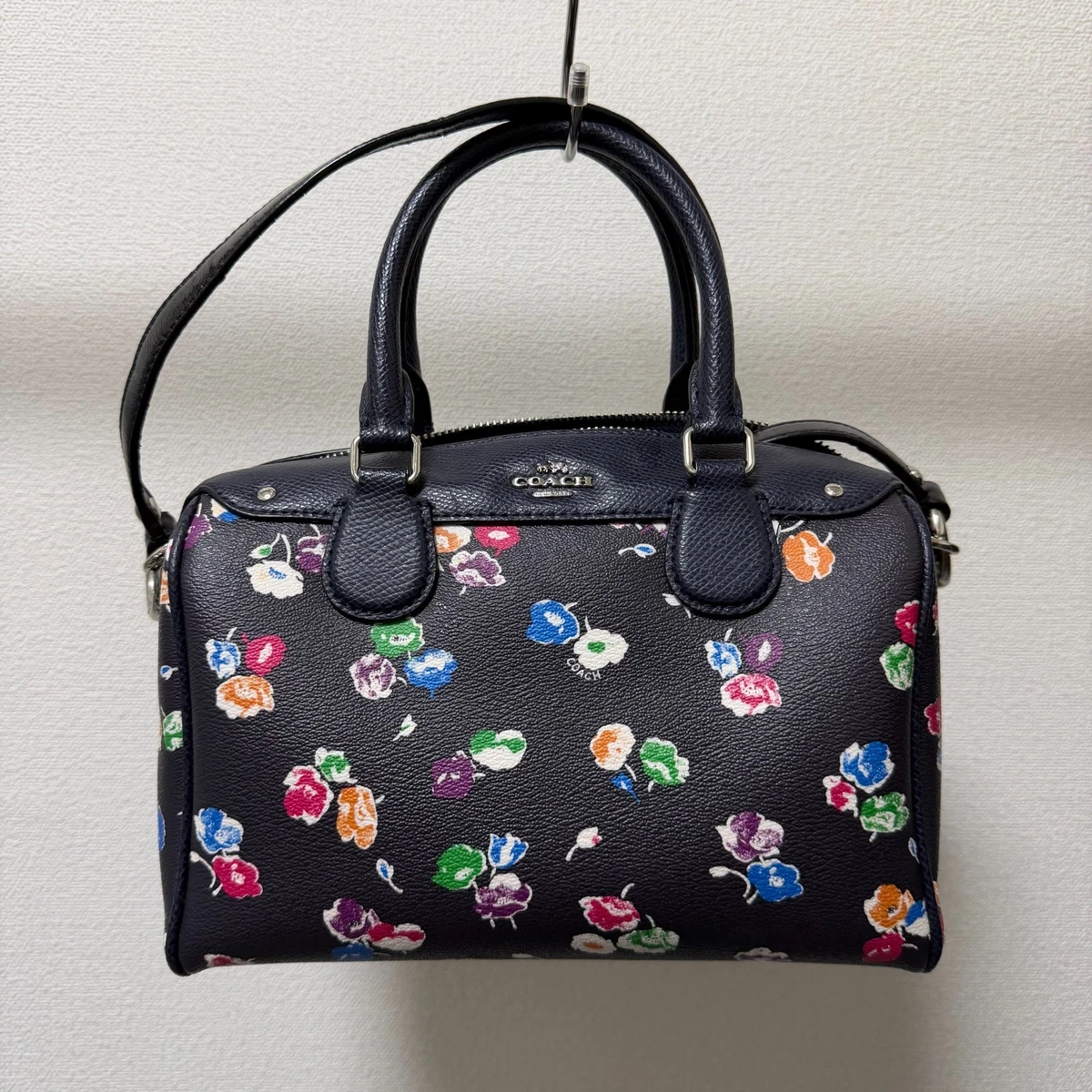 Coach ピンク ショルダーバッグ バッグ & ハンドバッグ 女性用 | eBay
