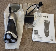 Philips Norelco AT830 Men's Shaver Rechargeable Cordless Tripleheader Razor