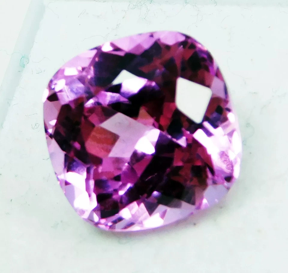 Preciosa piedra preciosa suelta de corte radiante de 10-12 quilates con certificación EGL rosa natural Foto 2 de 4
