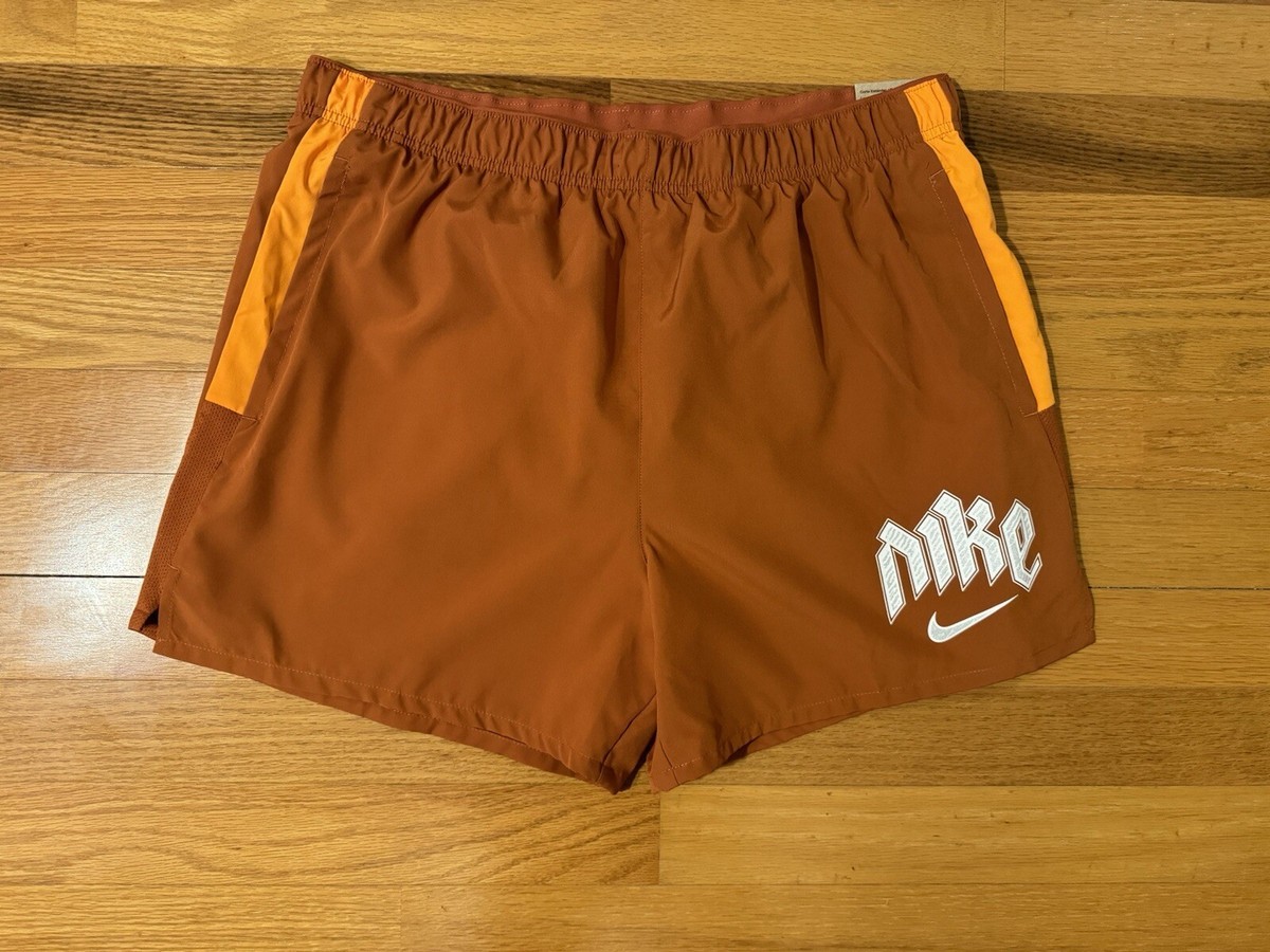New L Nike Dri-FIT 5” Run Division Challenger Running Shorts
