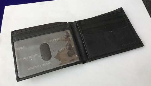 Vintage Black Geoffrey Beene Genuine Leather Wallet ID Credit Card Holder B21 - Picture 3 of 6