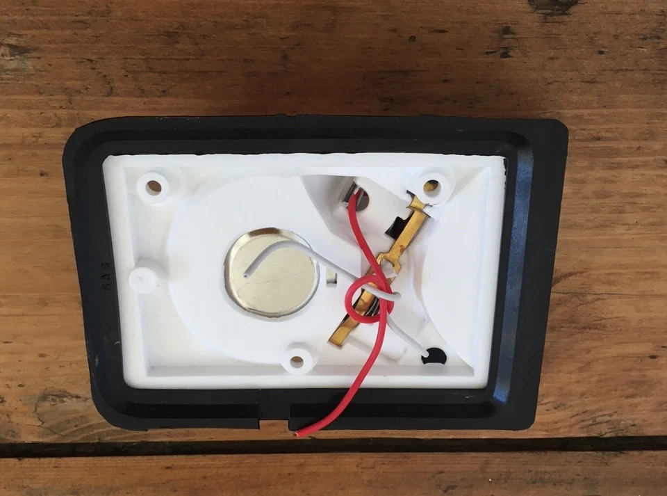 NUEVO RENAULT 5 TURBO 2 GORDINI TRASERO IZQUIERDO PLACA DE MATRÍCULA UNIDAD DE LUZ DE MARCHA ATRÁS Foto 2 de 3