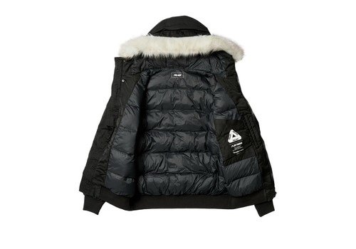 Size XL - Palace P-2B Cargo Parka (Black) - Picture 5 of 11