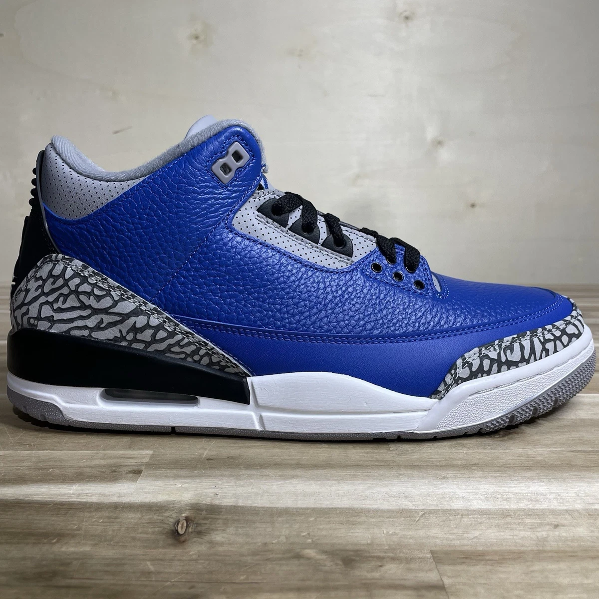 Jordan 3 Retro Varsity Royal 2020 for Sale | Authenticity