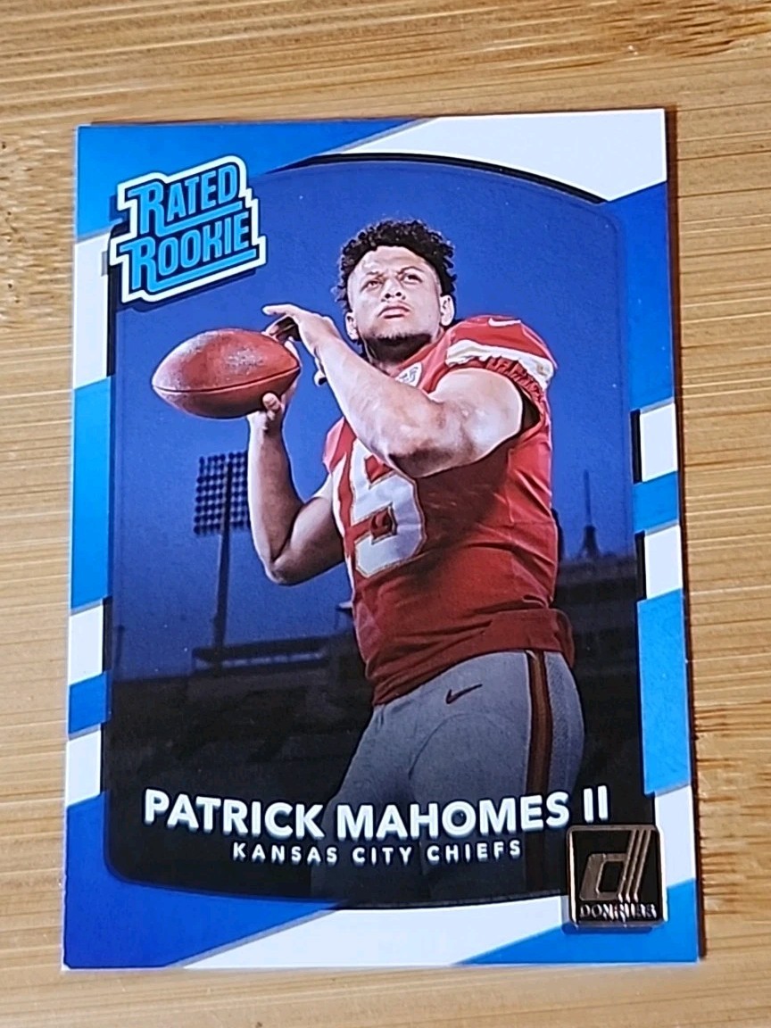2017 Panini Donruss - RR Patrick Mahomes II #327 RC EXMT Lower Left Corner