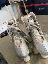 Circle Society Glitter Youth Roller skates Youth Size 3 To 7