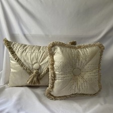 VTG Set Of 2 Elegant Throw Pillows Brocade Style Ivory Gold Color Button Center