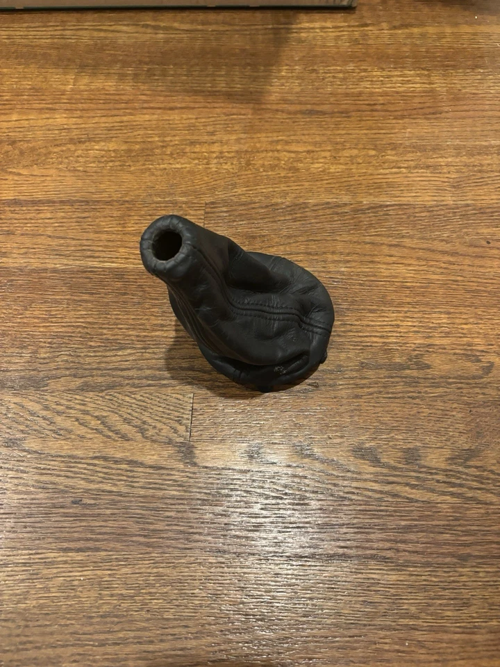 2002 2003 Ford Ranger FX4 level 2 Transmission Shifter Boot - Image 4 of 4