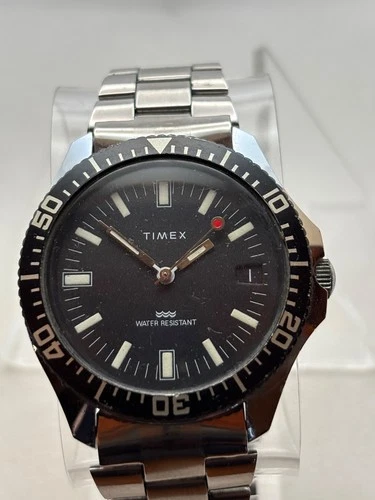 Timex Marlin Red Dot Mechanical automatic diver mens Watch 38mm Running