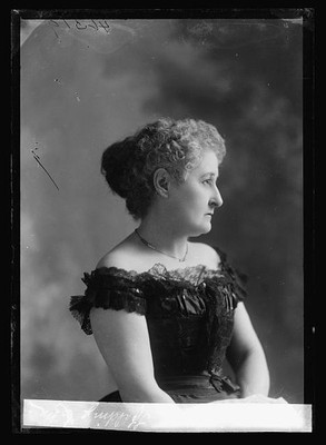 Photo:Mrs K O Spalding Portrait c1894 1901