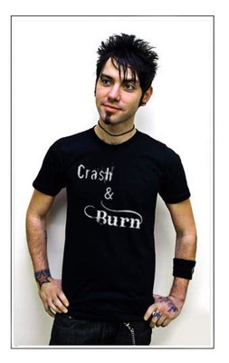 Hackers Crash and Burn T-Shirt   Cult Classic Cyberpunk Movie Tee