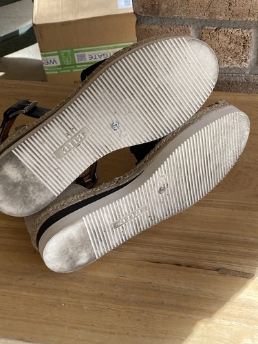 a.n.a Clara Wedge Sandals Espadrille Ankle Strap Black & Beige Faux Leather Sz 8 - Picture 9 of 10