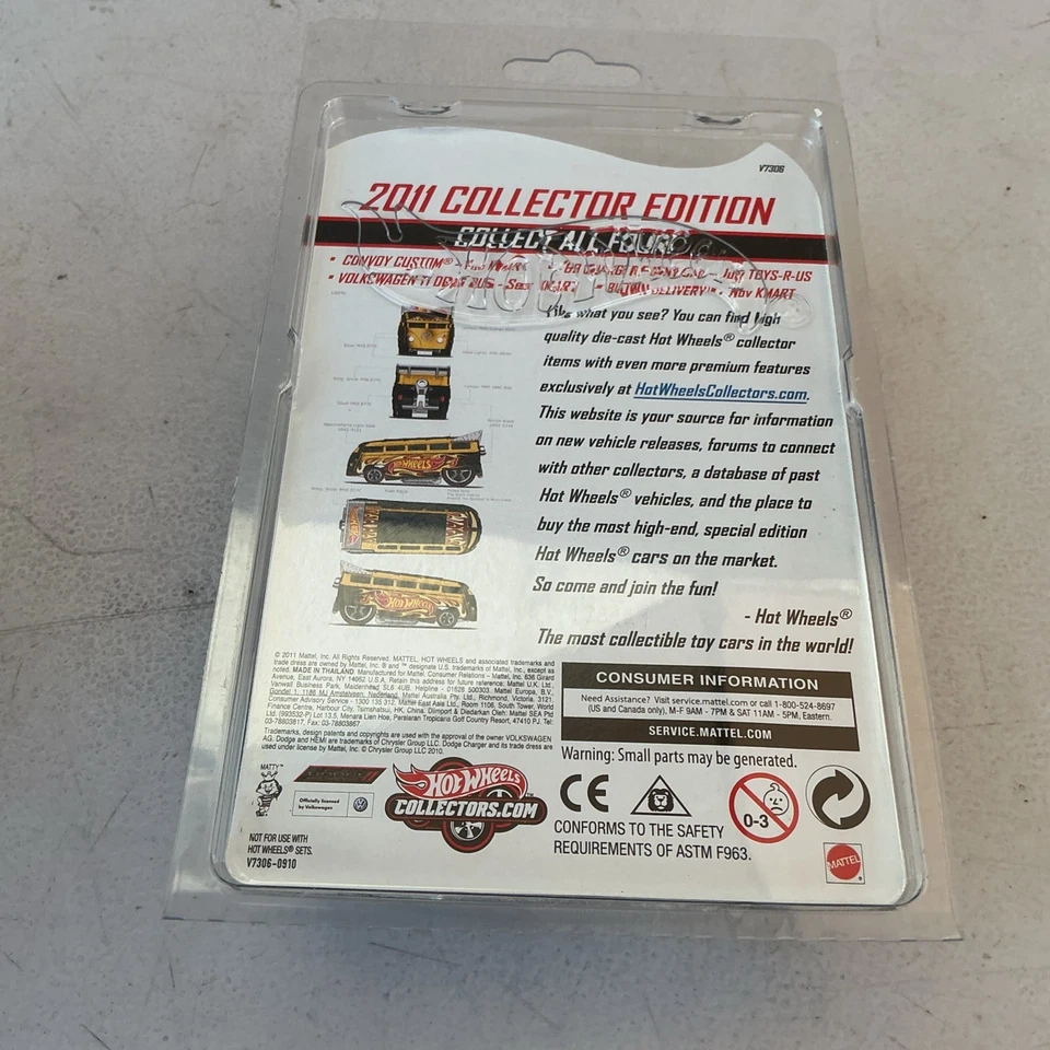 Autobús de arrastre Volkswagen T1 edición coleccionista Hot Wheels RLC 2011 con protector Foto 2 de 4