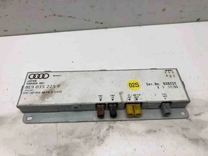 AUDI A4 Avant 8K5, B8 Antennenverstärker  8E9035225P 1.90 Diesel 2004 32605544
