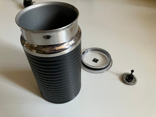 Krups , Nespresso Citiz & Milk Kaffeekapselmaschine - Rot - Bild 4 von 5