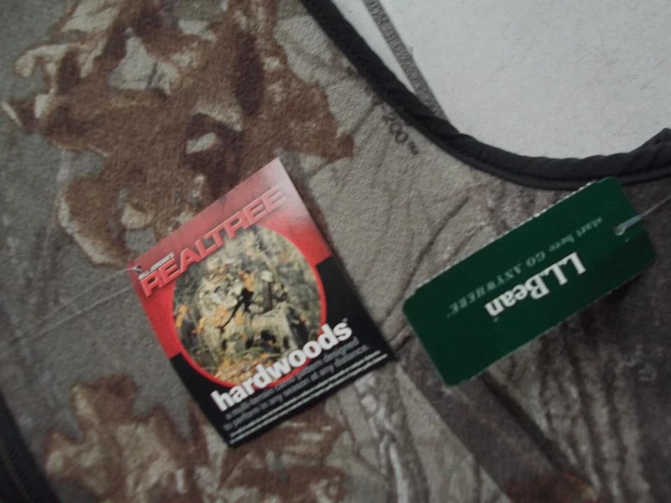 Vtg. L.L. BEAN RealTree Hardwoods Lined WOOL Zip Vest Large USA NEW WITH TAGS! - Image 3 of 4