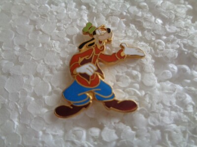 Disney signierte Rückseite Goofy der Hund Metall Anstecknadel