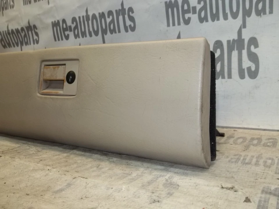 Cadillac Deville Seville Eldorado 1992-2002 guantera compartimento montaje OEM Foto 3 de 4