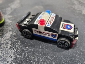 Lego Racers 8301 Urban Enforcer Police Car-RETIRED Excellent condition 65 pieces