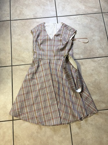 Gal Meets Glam Collection Women’s 4 Beige Plaid Sleeveless V-Neck A-Line Zip