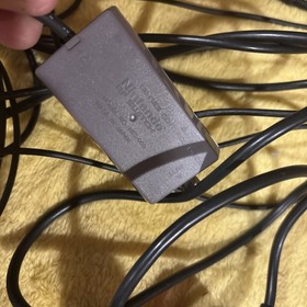 Vintage Atari 7800 PoSystem Video Game System. From estate Untested - Clean