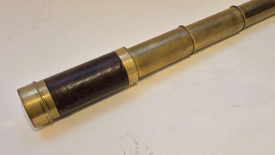Cutts - longue-vue compacte à cinq tirages en laiton cuir circa 1820 - Photo 3/4