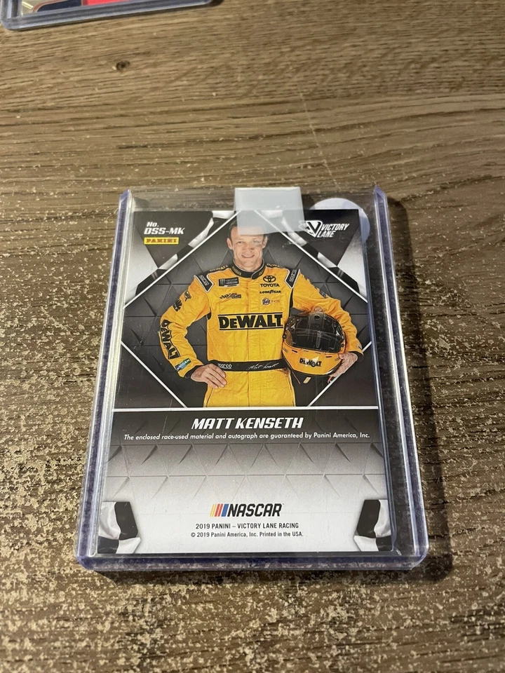 2019 VICTORY LANE #MK MATT KENSETH DUAL SWATCH SIGNATURES AUTOGRAPH #’D /99 - Image 2 of 2