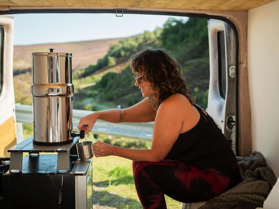 Big Berkey Water Filter System Blemished With 2 New Ceramic NSF53 Filters - Image 2 of 4