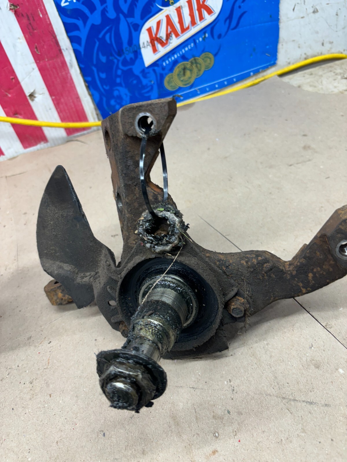 1979 80 81 82 83 84 85 86 FORD MUSTANG CAPRI FRONT DISC BRAKE SPINDLES SPINDLE S