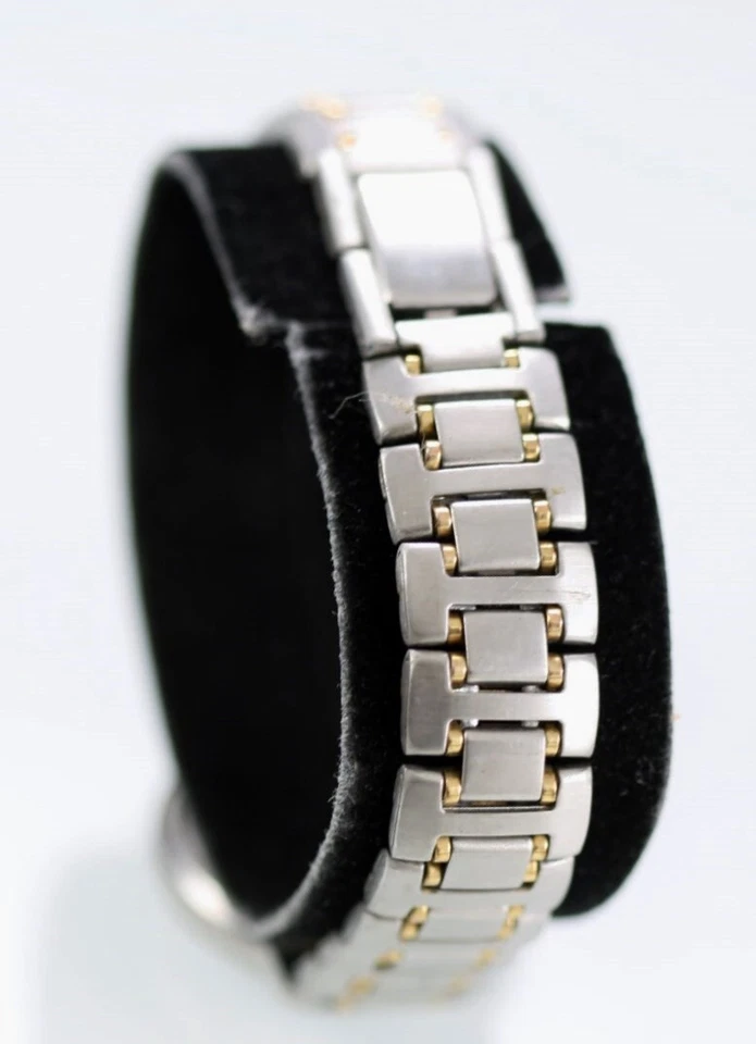 Benrus UltraSteel女士手表不锈钢银色30米日期灰色Batt石英表 — 第 3/4 张图片