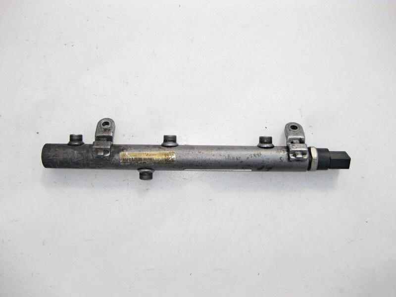 Mercedes-Benz A6420702595 Fuel rail - distributor with sensor for 