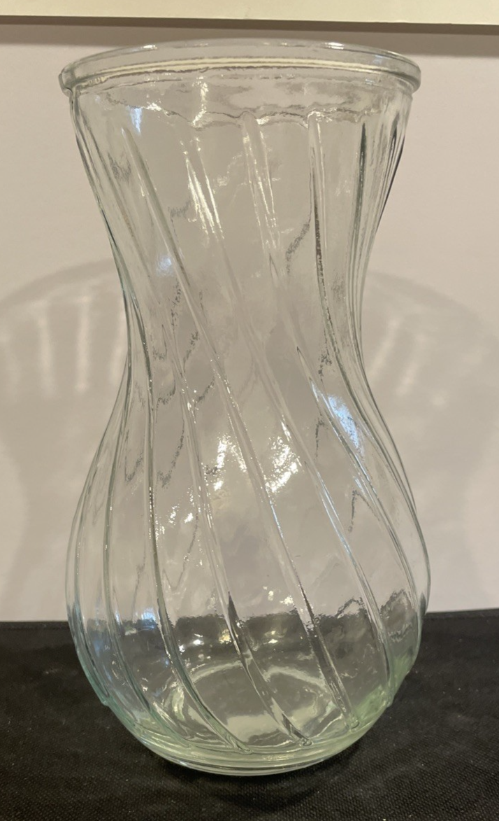 9-Inch Clear Glass Swirl Vase with Wide Mouth for Floral Arrangements