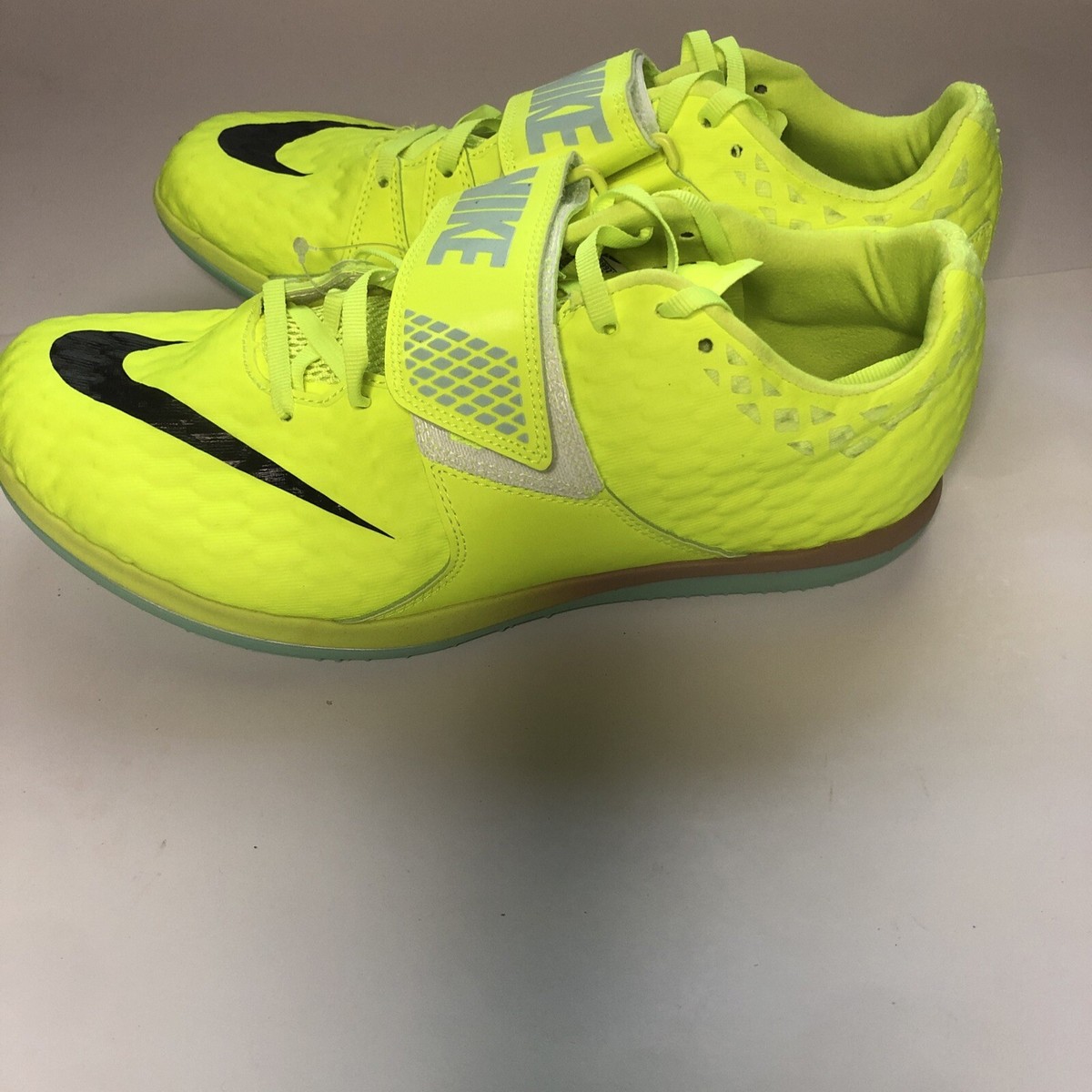 high jump shoes nike