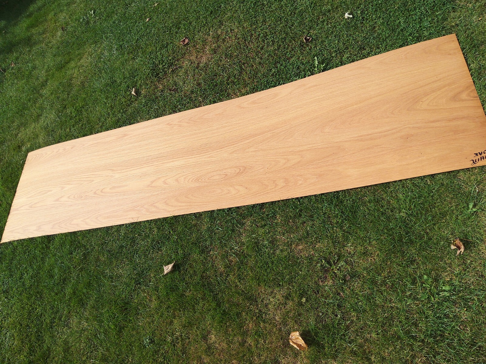 MEDIUM OAK FORMICA SHEET/LAMINATE/HPL SHEET,8 FT X 2 FT X 1 MM APPROX