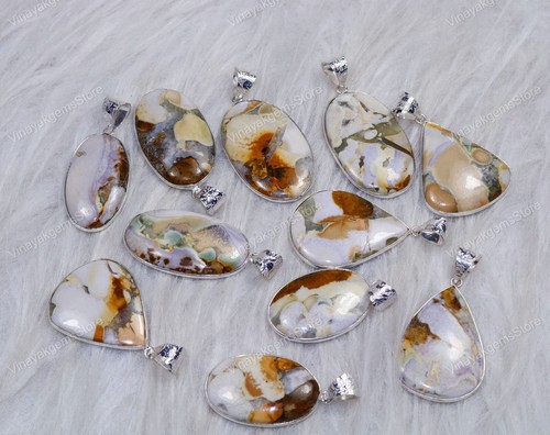Lot De 2 Pendentifs Vintage Avec Pierres - Décor Ancien - Occasion Bon état