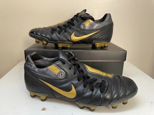 nike football boots 90s