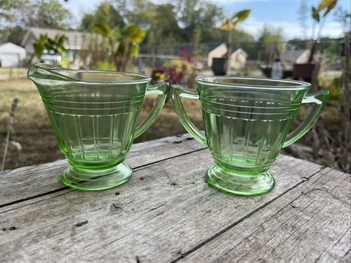 VTG 1930s Hazel Atlas Green Uranium Depression Glass Sugar Bowl & Creamer Set