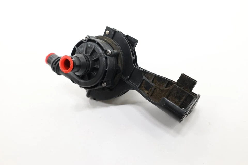 2020 - 2024 BMW X3 G01 RADIATOR AUXILIARY WATER COOLANT PUMP OEM 8651288 - Image 3 of 4