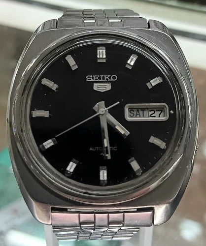 Vintage Seiko 7009-8580 P Black Dial Automatic Men's Watch – BMBY May 1993