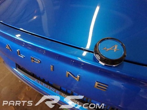 4x New GENUINE ALPINE A110 Caps center wheel Renault Sport MEGANE IV RS 280 300 - Picture 6 of 21