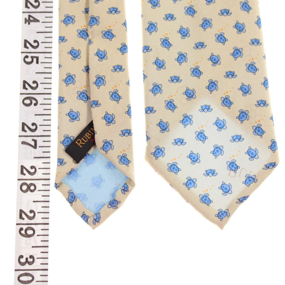 Corbata de cuello Rubinacci 100 % seda nueva sin etiquetas en amarillo pálido con tortugas azules Foto 4 de 4