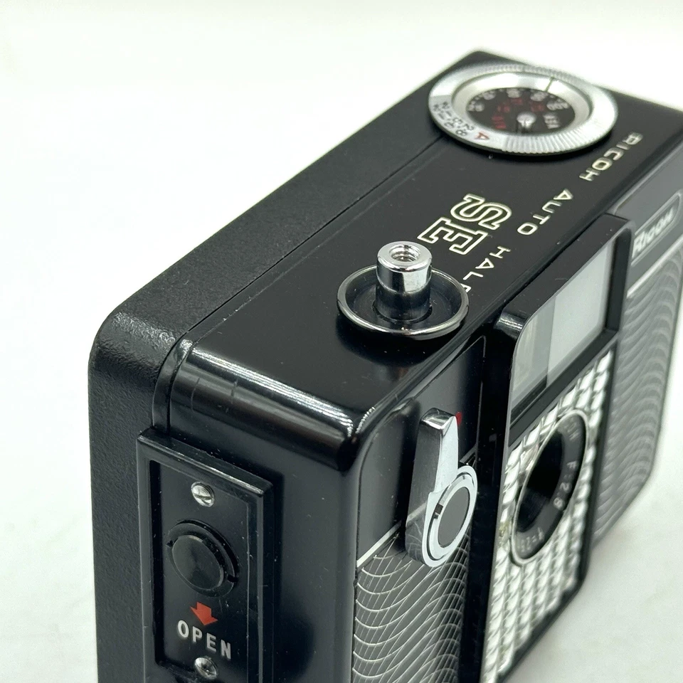 US Duty Paid [CLA'd] Ricoh Auto Half SE Half Frame Film Camera Black +NEW SEALS - Image 4 of 4