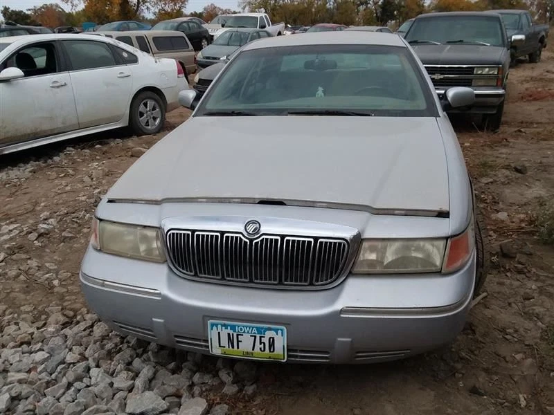 Vidrio parabrisas con banda de pantalla para 00-11 Crown Victoria 2019701 Foto 2 de 4