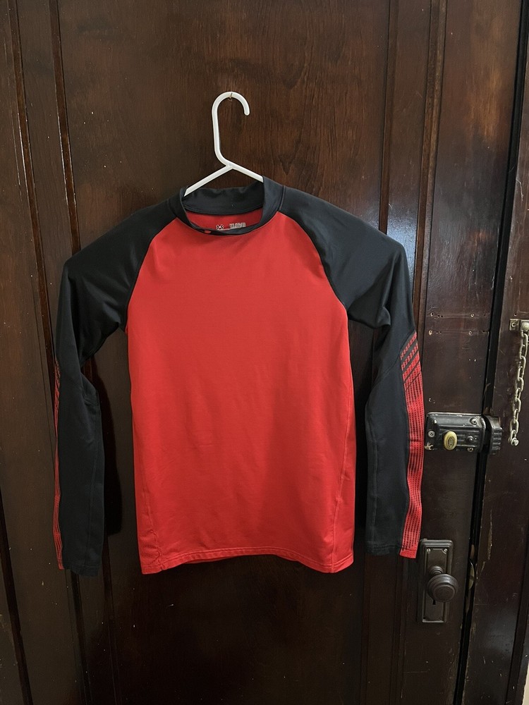 Under Armour Long Sleeve Red Fitted Cold Gear Compression Shirt YXL Youth XL