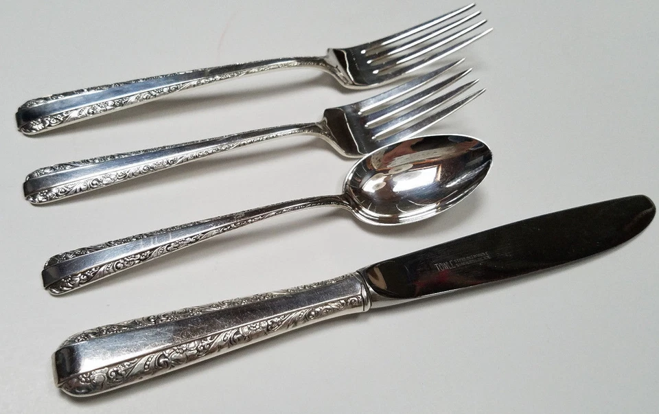 JUEGO DE 4 VELAS TOALLA VINTAGE PLATA ESTERLINA 925 AJUSTE PARA CENAR Como Nuevo Foto 2 de 4