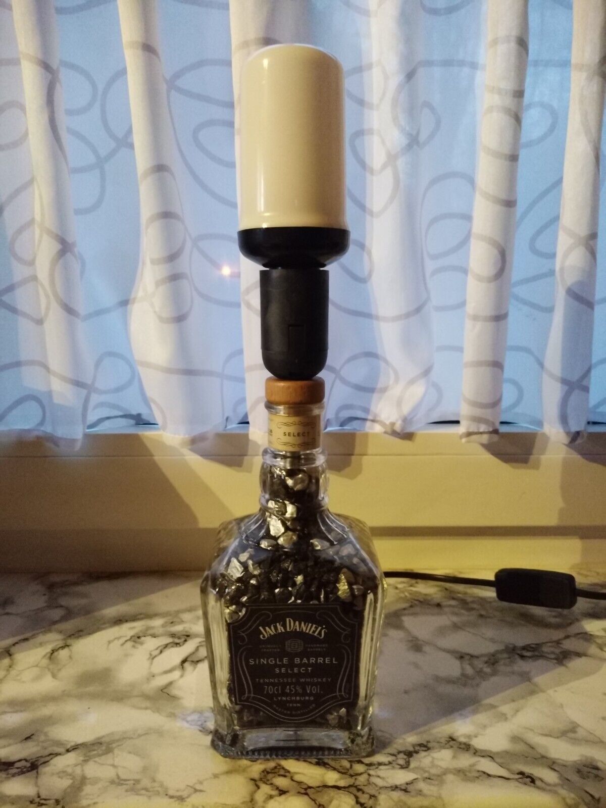 Jack Daniels Flaschenlampe Tischlampe Fackel und Smart Connect LED 